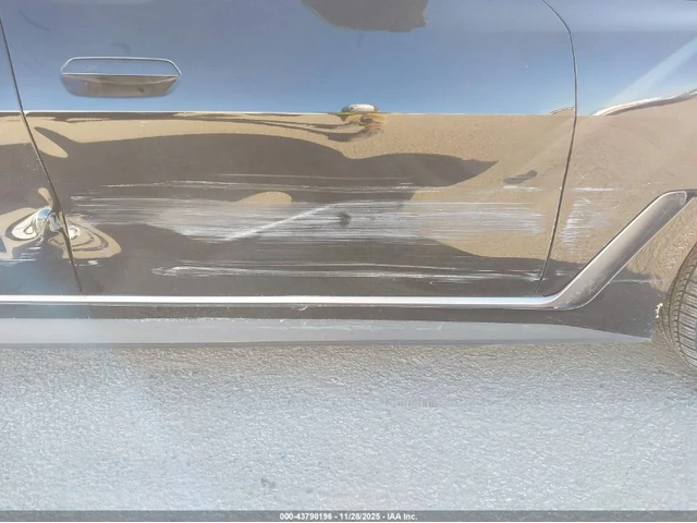 BMW i4 GRAN COUPE  EDRIVE35 - автомобили, коли, обяви за нови и употребявани 15