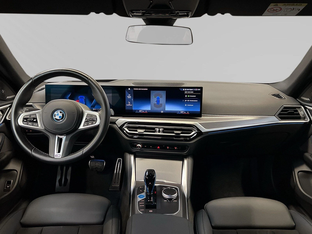 BMW i4 M50 - автомобили, коли, обяви за нови и употребявани 3