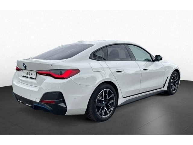 BMW i4 eDrive 40 - автомобили, коли, обяви за нови и употребявани 2
