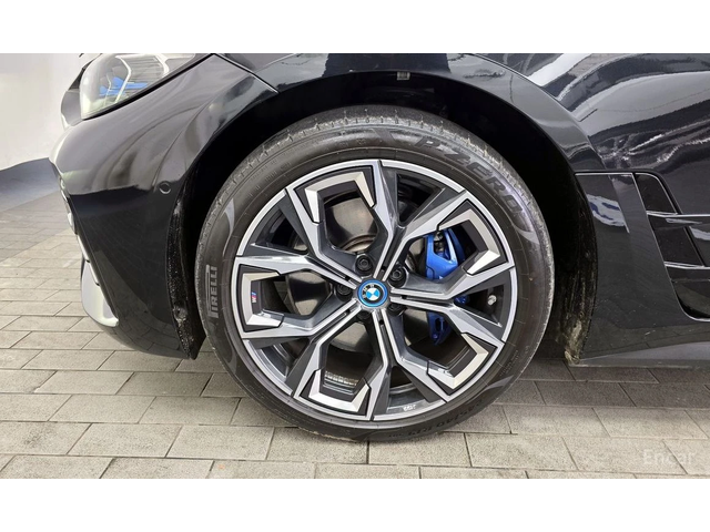 BMW i4 * eDrive40* M-SPORT PRO* - автомобили, коли, обяви за нови и употребявани 4