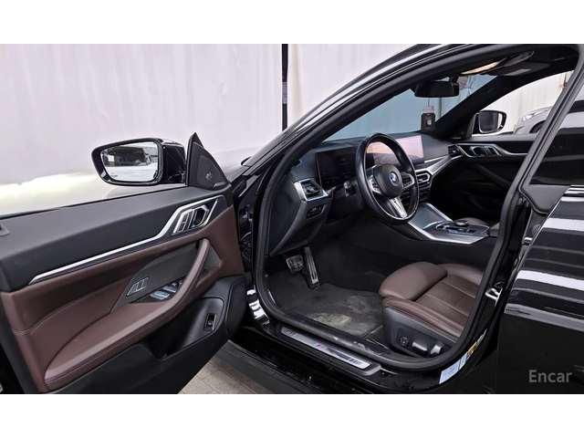 BMW i4 * eDrive40* M-SPORT PRO* - автомобили, коли, обяви за нови и употребявани 9