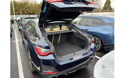 BMW i4 eDrive40 * KEYLESS * ПОДГРЕВ * ШИБИДАХ - автомобили, коли, обяви за нови и употребявани 12