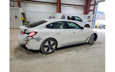 bmw-i4 - 4