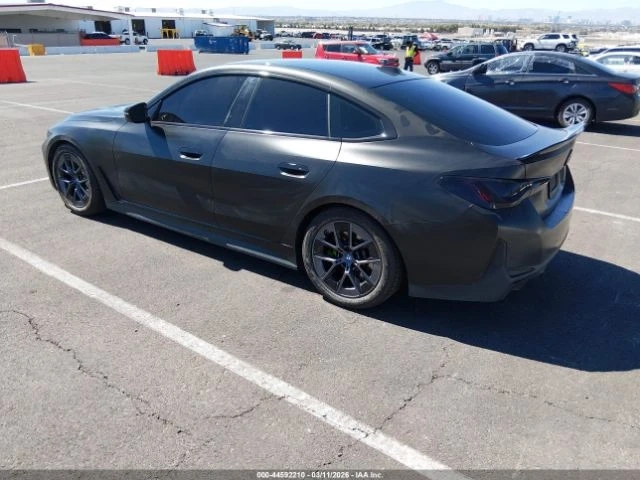 BMW i4 eDrive40* КОЖА* ПОДГРЕВ* ПАНОРАМА* КАМЕРА* KEYLESS - автомобили, коли, обяви за нови и употребявани 2