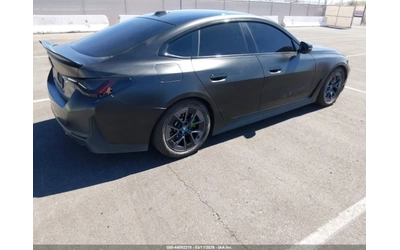 bmw-i4 - 3