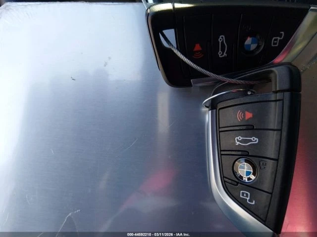 BMW i4 eDrive40* КОЖА* ПОДГРЕВ* ПАНОРАМА* КАМЕРА* KEYLESS - автомобили, коли, обяви за нови и употребявани 9