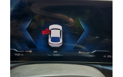 BMW i4 eDrive40 Gran Coupé / Panorama / - автомобили, коли, обяви за нови и употребявани 7