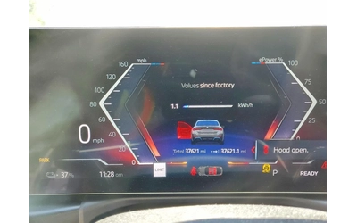 BMW i4 XDRIVE 40 - автомобили, коли, обяви за нови и употребявани 8
