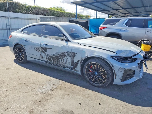 BMW i4 M50 | HEAD-UP | 360 КАМЕРА | HARMAN/KARDON | - автомобили, коли, обяви за нови и употребявани 2
