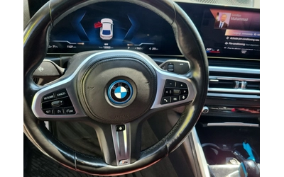 BMW i4 eDrive40 Gran Coupé / Panorama / - автомобили, коли, обяви за нови и употребявани 12