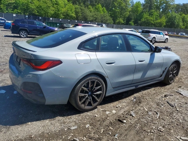 BMW i4 XDRIVE 40 - автомобили, коли, обяви за нови и употребявани 3