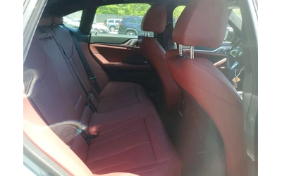 BMW i4 XDRIVE 40 - автомобили, коли, обяви за нови и употребявани 9
