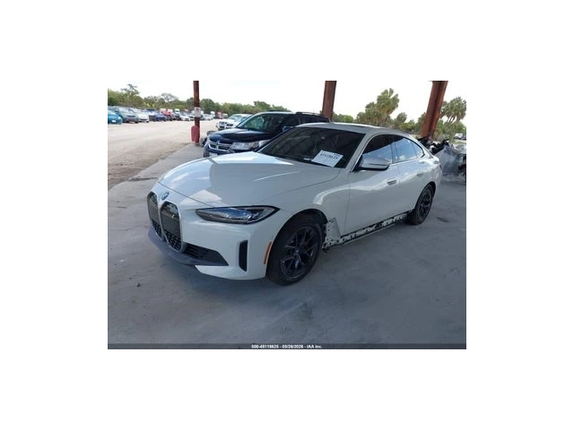 BMW i4 EDRIVE40 - автомобили, коли, обяви за нови и употребявани 0