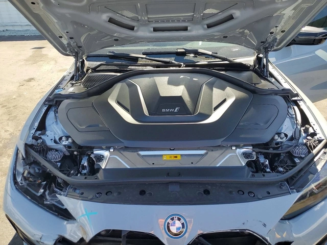 BMW i4 M50 | HEAD-UP | 360 КАМЕРА | HARMAN/KARDON | - автомобили, коли, обяви за нови и употребявани 10