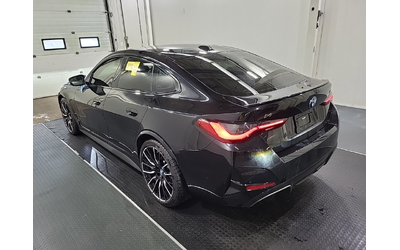 bmw-i4-awd - 3
