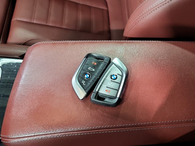 BMW i4 AWD - автомобили, коли, обяви за нови и употребявани 7