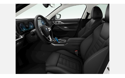 BMW i4 eDrive40 Гран Купе - автомобили, коли, обяви за нови и употребявани 7