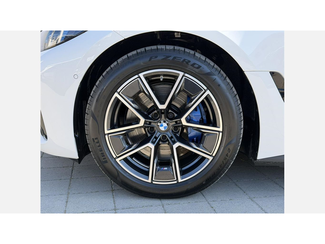 BMW i4 eDrive40 Гран Купе - автомобили, коли, обяви за нови и употребявани 4