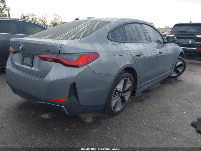 BMW i4 ELECTRIC Rear Wheel Drive - автомобили, коли, обяви за нови и употребявани 3