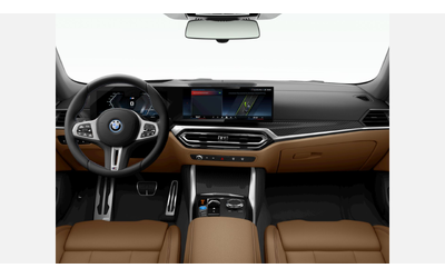 BMW i4 M50 - автомобили, коли, обяви за нови и употребявани 9