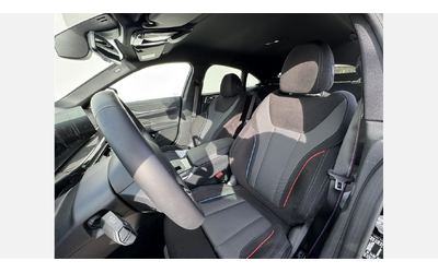 BMW i4 M50 xDrive Гран Купе - автомобили, коли, обяви за нови и употребявани 8