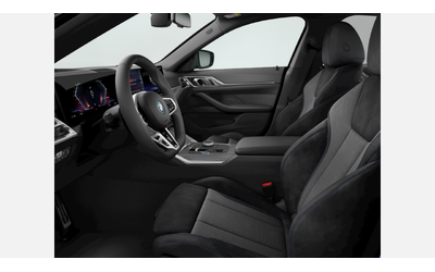 BMW i4 xDrive40 Gran Coupe - автомобили, коли, обяви за нови и употребявани 7