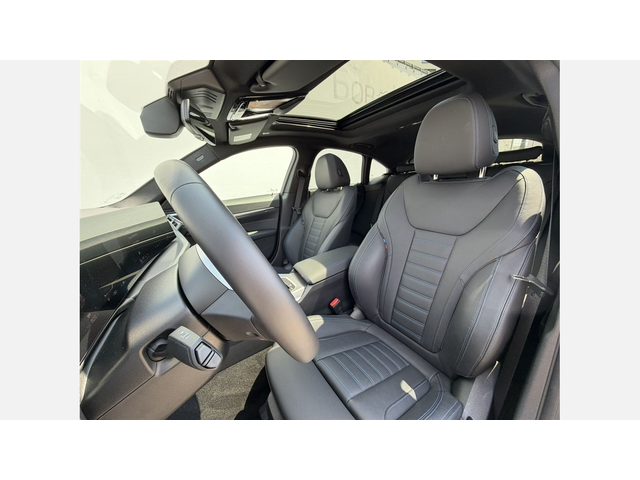 BMW i4 xDrive40 Gran Coupe - автомобили, коли, обяви за нови и употребявани 8