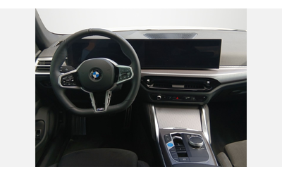 BMW i4 xDrive40 Gran Coupe - автомобили, коли, обяви за нови и употребявани 6