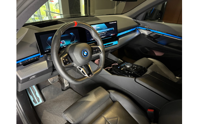 BMW i5 M60 xDrive Налична - автомобили, коли, обяви за нови и употребявани 6