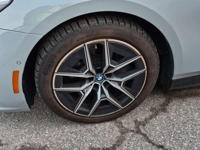 BMW i5 XDRIVE40| NARDO GREY| BOWERS&WILINS| HUD| 2 КЛЮЧА| - автомобили, коли, обяви за нови и употребявани 4