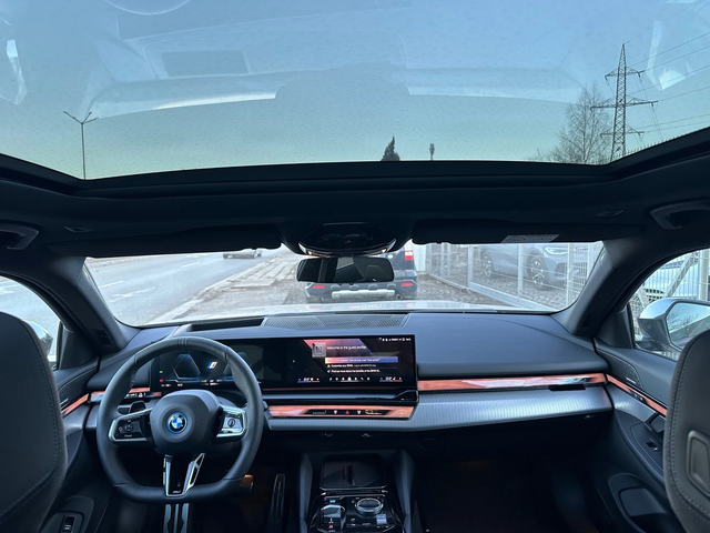 BMW i5 M-SPORT PRO - автомобили, коли, обяви за нови и употребявани 8