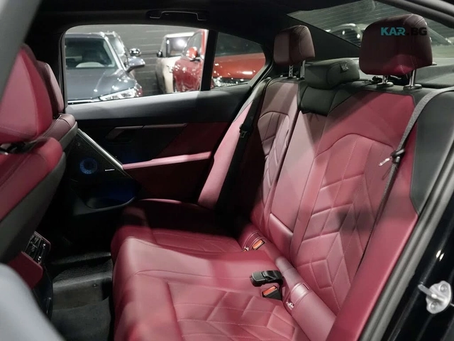 BMW i5 * М60* xDrive* Bowers&Wilkins* 360* HUD* FULL* - автомобили, коли, обяви за нови и употребявани 10