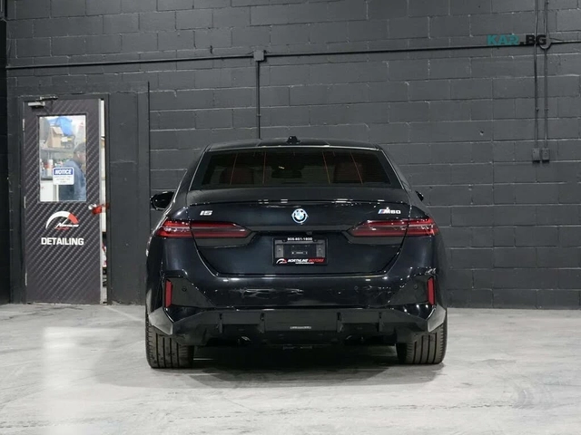 BMW i5 * М60* xDrive* Bowers&Wilkins* 360* HUD* FULL* - автомобили, коли, обяви за нови и употребявани 7