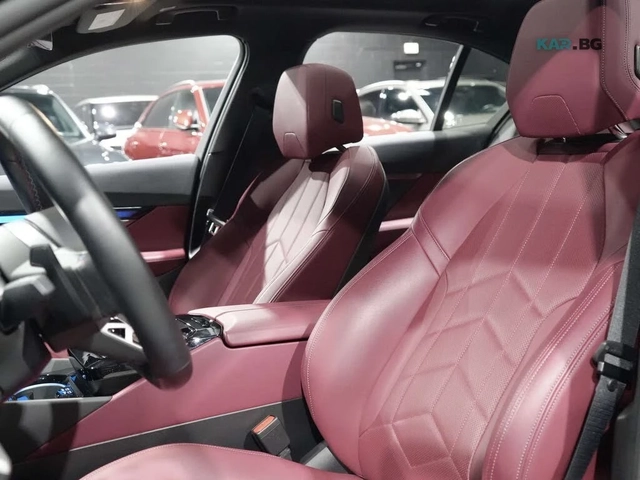 BMW i5 * М60* xDrive* Bowers&Wilkins* 360* HUD* FULL* - автомобили, коли, обяви за нови и употребявани 9