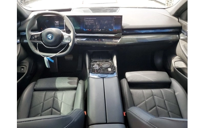 BMW i5 EDRIVE 40 - автомобили, коли, обяви за нови и употребявани 7