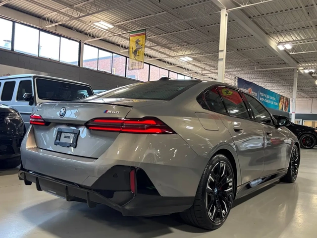 BMW i5 M60 | CARBON | B&O | 500KM RANGE - автомобили, коли, обяви за нови и употребявани 3