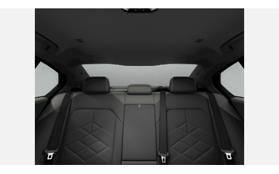 BMW i5 eDrive40 Sedan - автомобили, коли, обяви за нови и употребявани 10