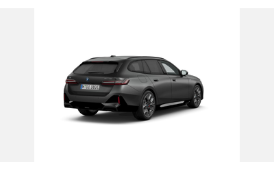 bmw-i5-edrive40-touring - 1