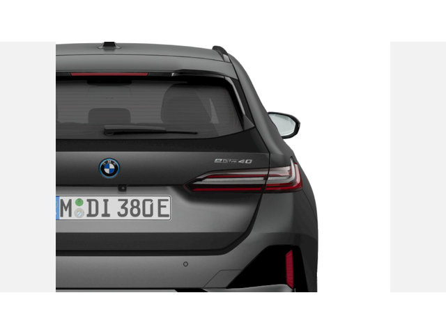 BMW i5 eDrive40 Touring - автомобили, коли, обяви за нови и употребявани 5