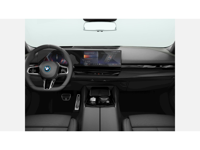 BMW i5 eDrive40 Touring - автомобили, коли, обяви за нови и употребявани 8