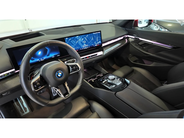 BMW i5 i5 xDrive40 M-Sport - автомобили, коли, обяви за нови и употребявани 5