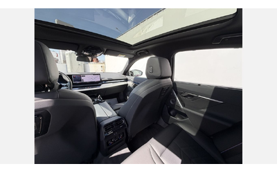 BMW i5 M60 xDrive - автомобили, коли, обяви за нови и употребявани 10