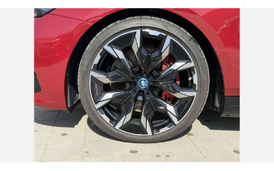 bmw-i5-m60-xdrive - 4