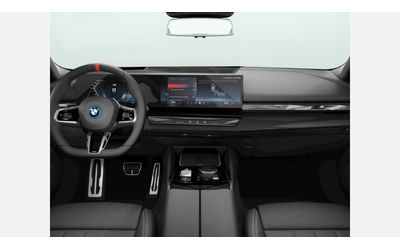 BMW i5 M60 xDrive - автомобили, коли, обяви за нови и употребявани 9