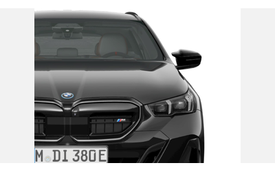 bmw-i5-m60-xdrive-touring - 4