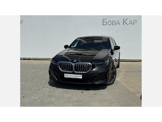 BMW i5 xDrive40 - автомобили, коли, обяви за нови и употребявани 0