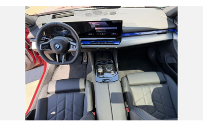 BMW i5 xDrive40 - автомобили, коли, обяви за нови и употребявани 6