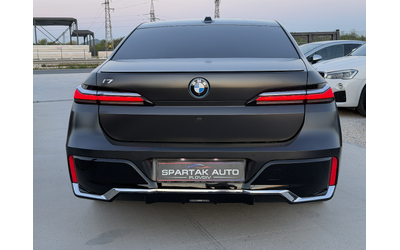 bmw-i7-2023g-127-000km-top-full-maxx-servizna-istoriya - 4