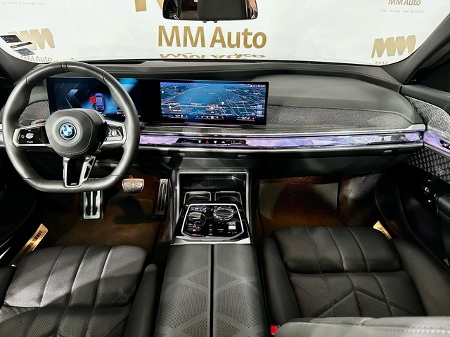 BMW i7 xDrive60* M-Sport* Iconic* Theatre* SkyLounge* Mas - автомобили, коли, обяви за нови и употребявани 6