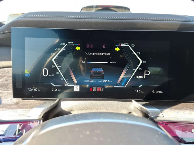 BMW i7 XDRIVE60| B&W| SWAROWSKI| HUD| МАСАЖИ| 2 КЛЮЧА - автомобили, коли, обяви за нови и употребявани 8